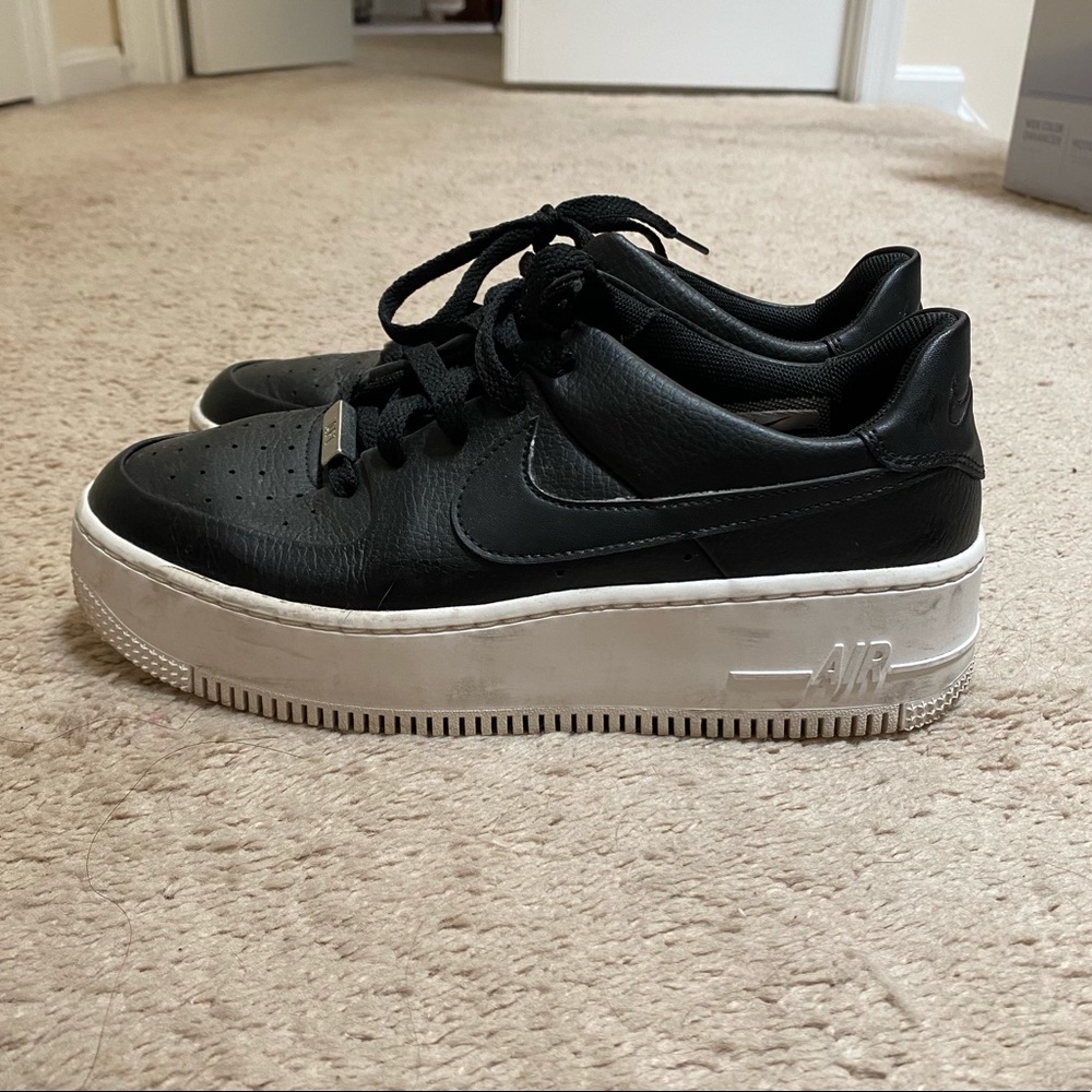 Nike Air Force 1 Sage Low